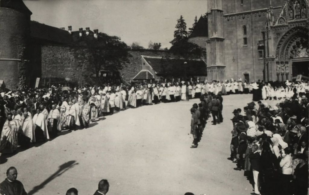 Kaptol 1930. godine. Euharistijski kongres